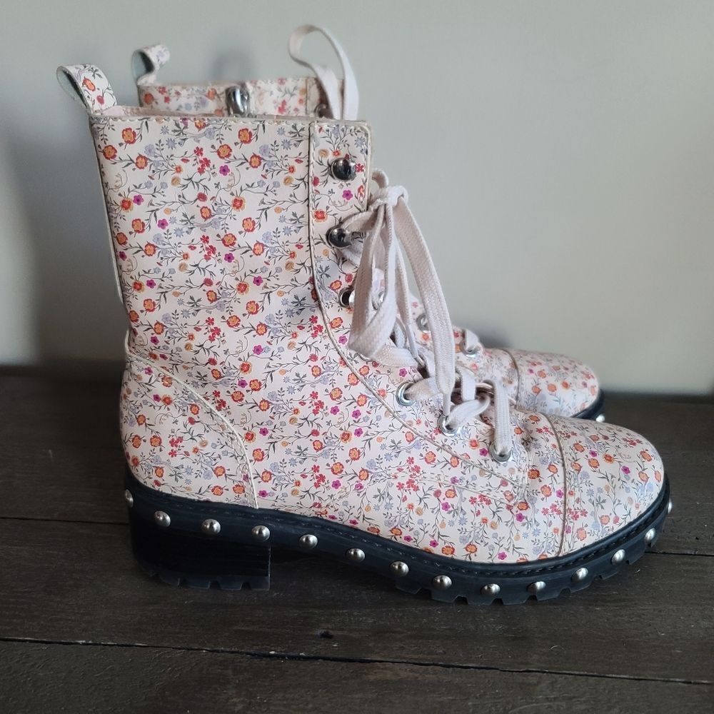 Schutz Andrea Floral & Studs Lace Up combat boots Size 10